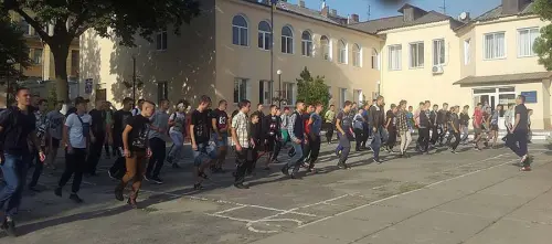 Здоровий спосіб життя у поєднанні зі знаннями – це основа успіху