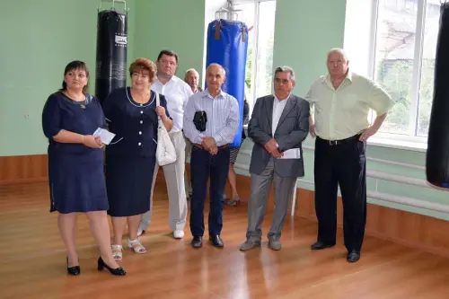 Свято продовжується. Для майбутніх чемпіонів відкрито професійний боксерський ринг!