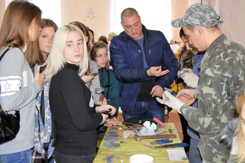 Новорічний ярмарок збирає гостей – учнів шкіл міста та області