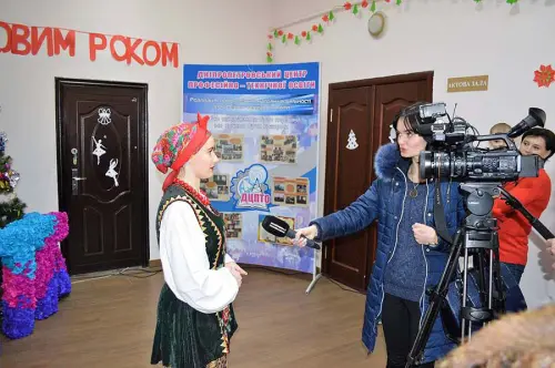 Новорічна театральна вистава «Ніч перед Різдвом – професійно-технічний погляд»