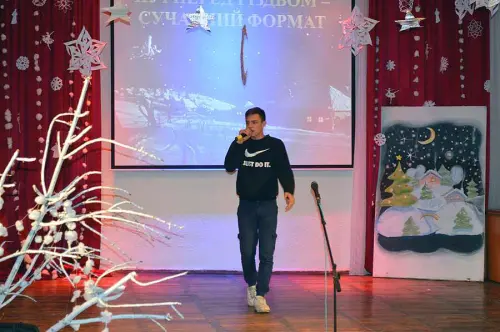 Новорічна театральна вистава «Ніч перед Різдвом – професійно-технічний погляд»