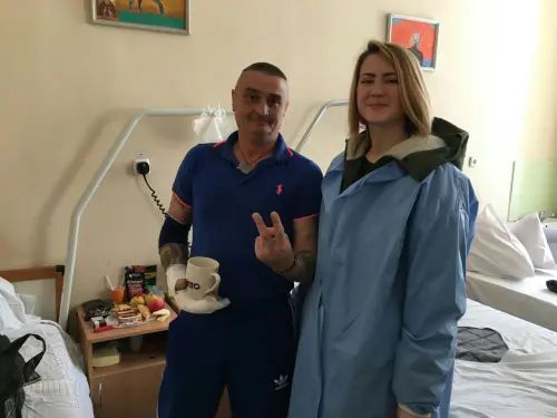 Відвідування військового госпіталю
