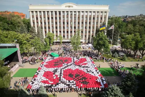 «Живі» орнаменти вишиванки