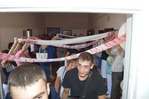 В щасливу дорогу, на добрі діла, дорогі випускники!