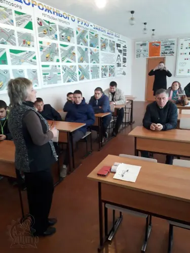 Професія ВОДІЯ – рулить!