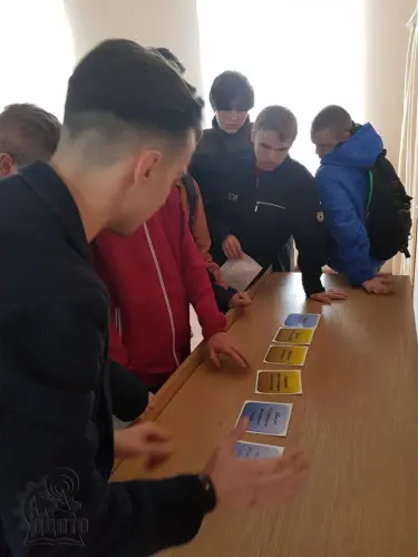 Знайди свій безпечний маршрут