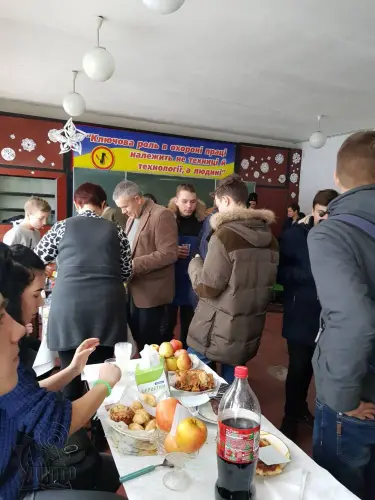 Благодійний ярмарок