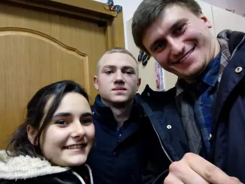 Круглий стіл рою Старокодацького