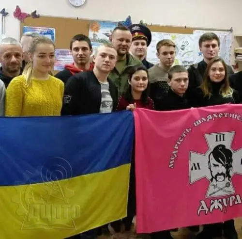 Круглий стіл рою Старокодацького