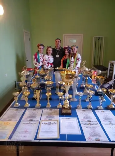 Відкриті двері, де Вас радо зустрінуть в будь-який час!