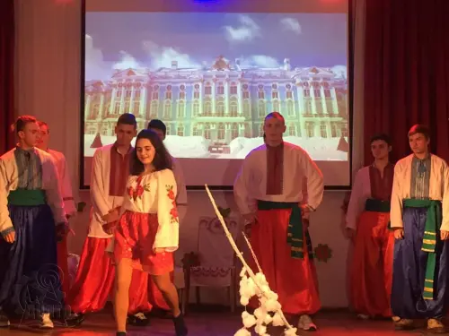 Відкриті двері, де Вас радо зустрінуть в будь-який час!