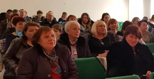 Подарунок для жінок - святкова вистава «Повернення до раю»