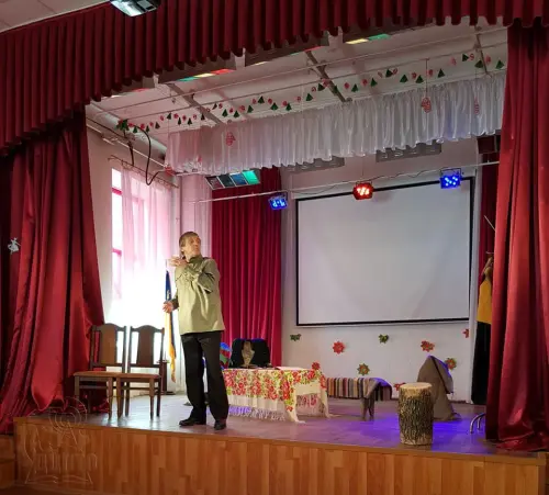 Подарунок для жінок - святкова вистава «Повернення до раю»