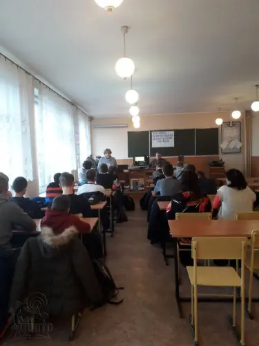 Вчити право, щоб знати. Знати, щоб жити гідно.