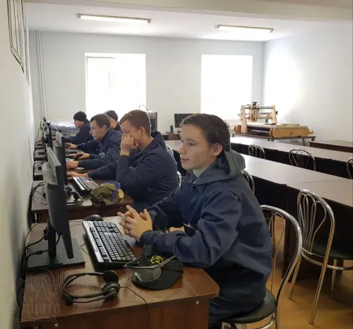 В Дніпровському центрі професійно-технічної освіти на відділенні машинобудування стартував конкурс професійної майстерності