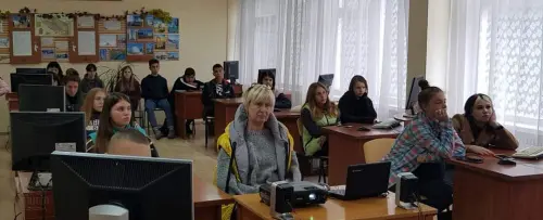 Бібліотечний урок відбувся у відділенні зв'язку Дніпровського центру професійно-технічної освіти