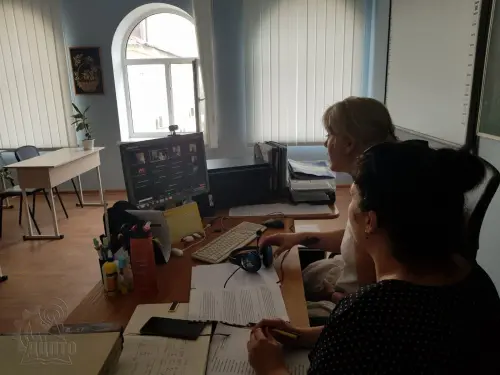 ДНІПРОВСЬКИЙ ЦЕНТР ПРОФЕСІЙНО-ТЕХНІЧНОЇ ОСВІТИ ЩИРО ВІТАЄ З ДНЕМ ЗНАНЬ!