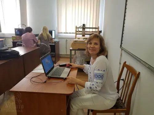 ДНІПРОВСЬКИЙ ЦЕНТР ПРОФЕСІЙНО-ТЕХНІЧНОЇ ОСВІТИ ЩИРО ВІТАЄ З ДНЕМ ЗНАНЬ!