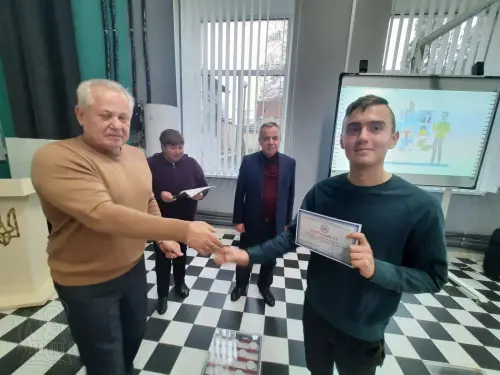 Перші «оператори мультикоптерів» отримали сертифікати