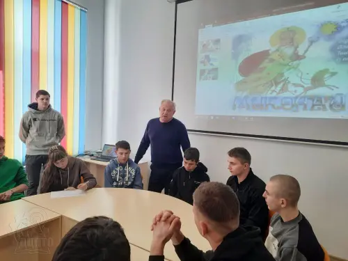 Святий Миколай зігріває серця