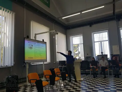 Знай та вмій сам, щоб допомогти іншому