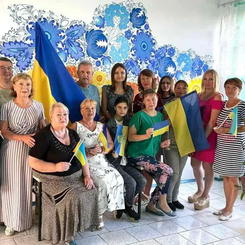 Слава українському прапору! Слава Україні!