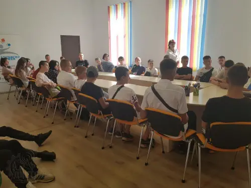 Сьогодні в вересневий день святковий…