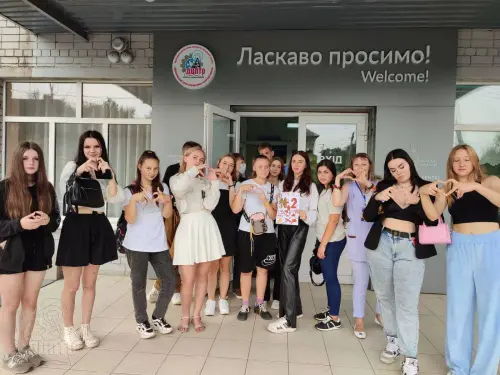 Сьогодні в вересневий день святковий…