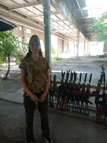 Хто, як не ми, нового часу зміна, хто, як не ми, майбутнє України?!