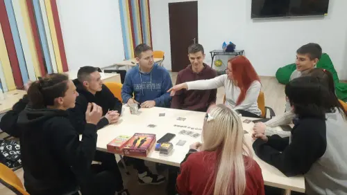 Нумо гратися та…спілкуватися!