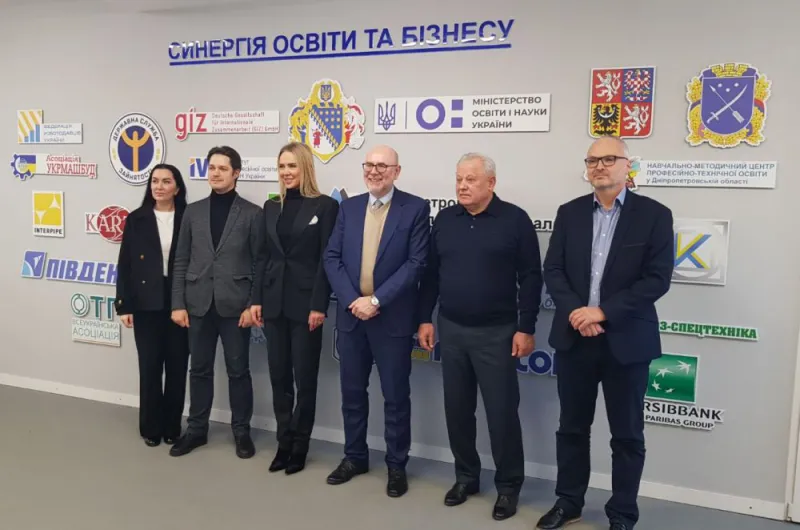 Відкрити зображення до новини: Почесна делегація посольства Чеської Республіки у ДЦПТО