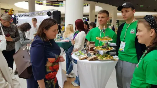Молодь ДЦПТО взяла участь у фінальному ярмарку молодіжного підприємництва JUNIOR EXPO 2025 у Києві