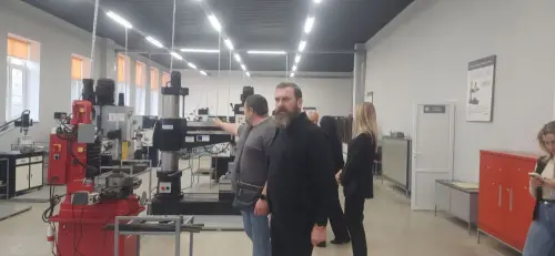 Міністр освіти і науки України Оксен Лісовий відвідав Дніпровський центр професійно-технічної освіти