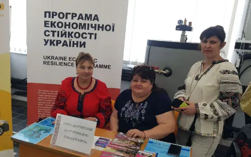 День вишиванки та Національний ярмарок вакансій у ДЦПТО: коли традиції й майбутнє — поруч