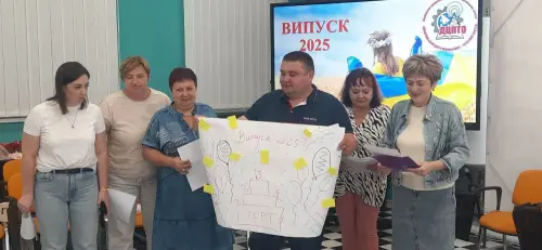Методкомісія з творчим настроєм