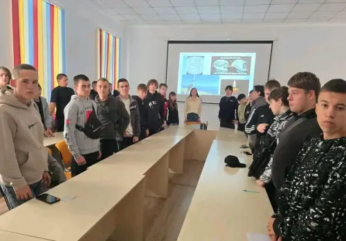 Герої надихають покоління