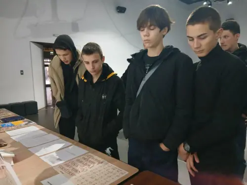 Подорож до витоків українського слова