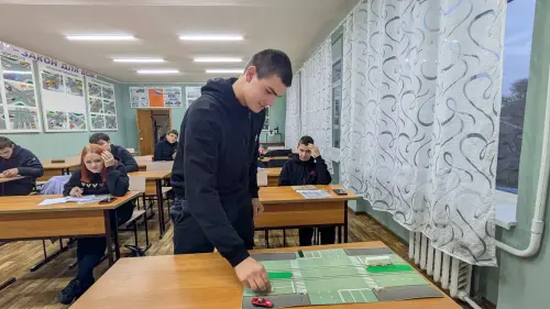 Відкрити зображення до новини: Перший випуск водіїв категорії А в ДПТК!
