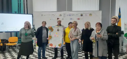 Між звітами та мандаринками – про людей, тепло й трохи новорічного дива