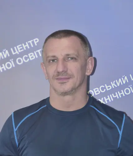Летучий Віктор, керівник гуртка «бокс і важка атлетика»